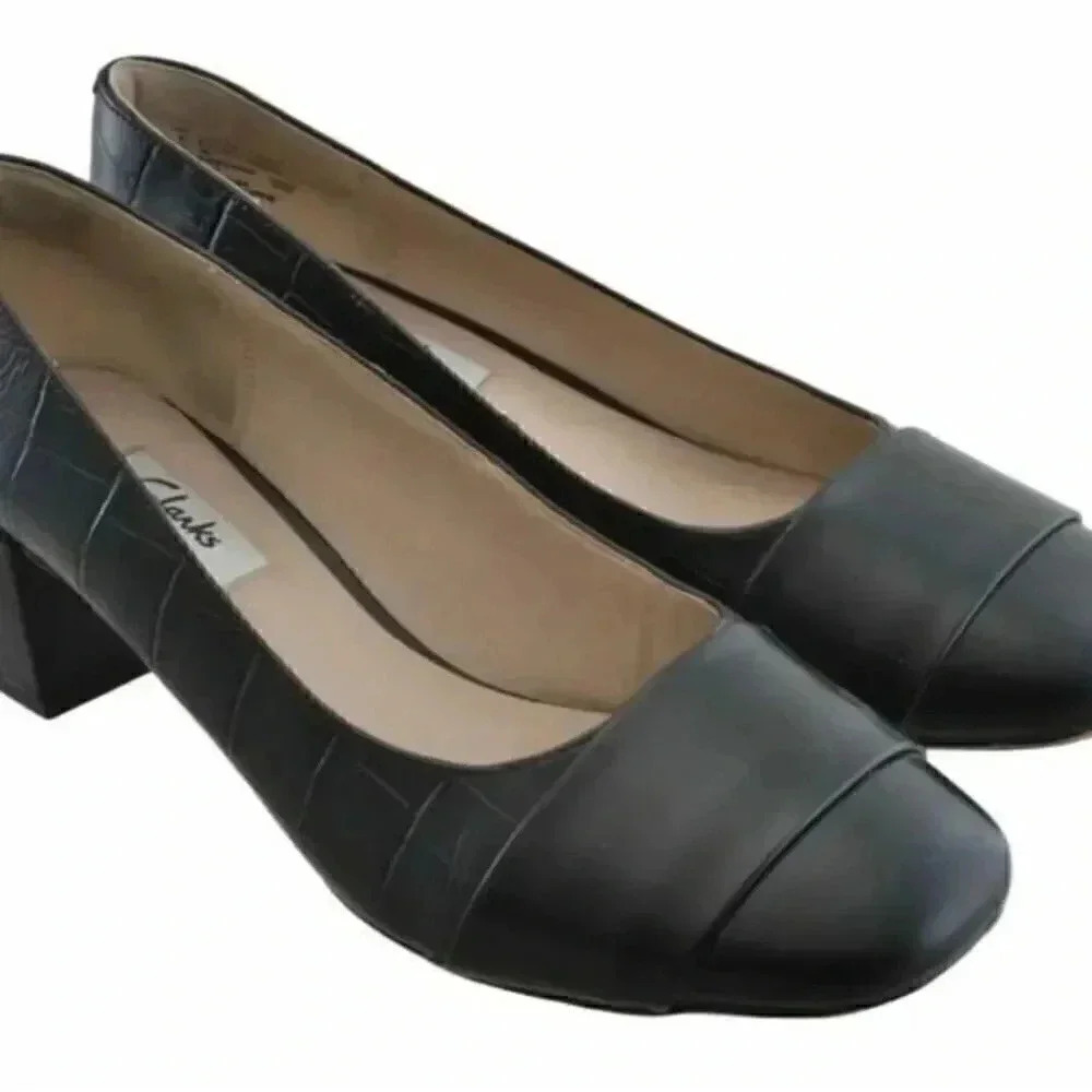 Clarks Narrative Chinaberry Sky Black Leather Pumps Size 8 1/2m - Picture 1 of 7
